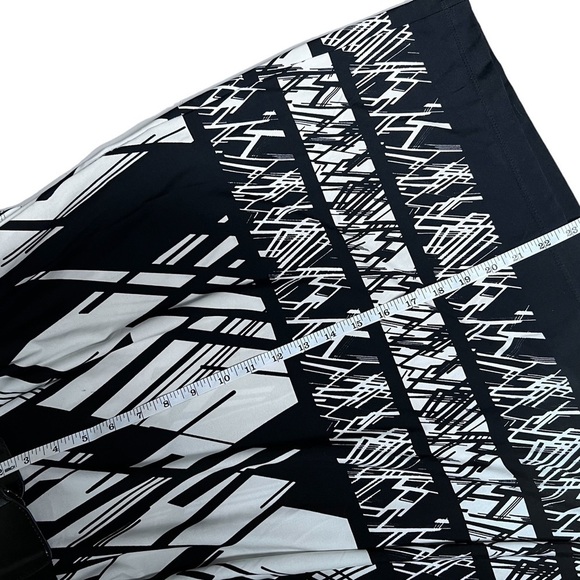 Dressbarn Geometrical, Business Casual 16 - Picture 8 of 8